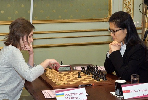 Битва за шахматную корону: Музычук и Ифань начали с ничьей