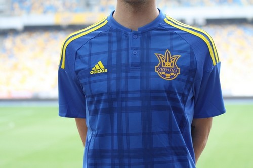 Футболка сборной Украины будет стоить 1890 гривен