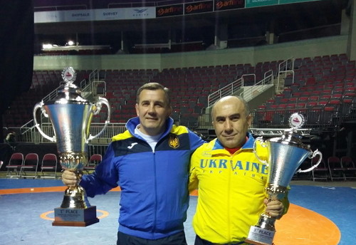 Украинские борцы завоевали 11 медалей на чемпионате Европы