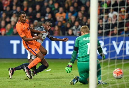 Франция вырвала победу у Нидерландов в концовке матча