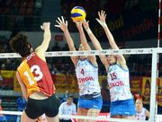 Галатасарай с трудом побеждает Динамо