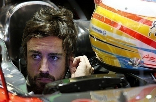 Алонсо хочет вернуться за руль в Бахрейне, но FIA против