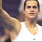 Красная группа – эмблема печали, в черной «наши шарашат по нашим»