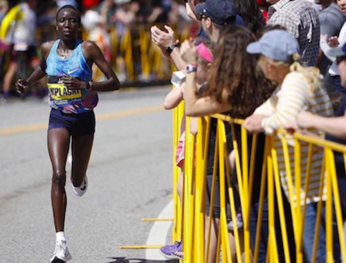 Бостонский марафон выиграли кенийцы