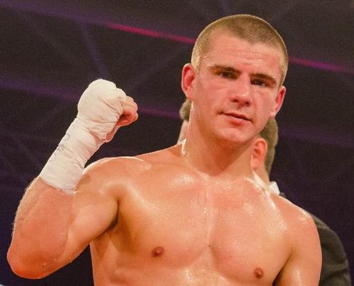 Украинские боксеры Ефимович и Егоров защитили пояса WBA