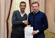 Шахтер продлил контракт с Срной