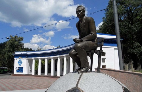 Динамо вшанує пам'ять видатних футболістів і тренерів клубу
