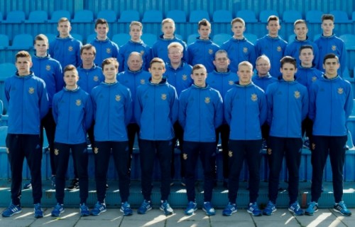 Олег Кузнецов викликав 18 футболістів напередодні матчів у Черногорії