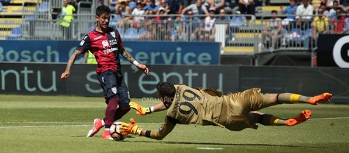 Кальяри в компенсированное время обыграл Милан