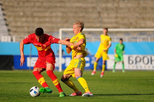 Великолепный гол Зинченко в ворота черногорцев