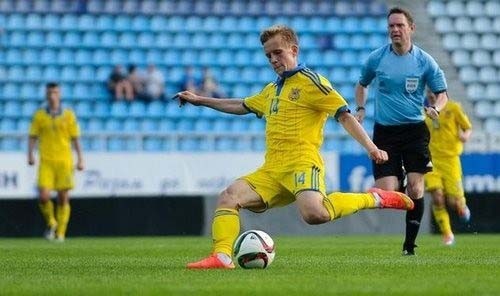 Петряк вернулся в Киев и не сыграет против Финляндии