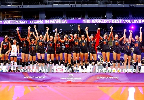 У женщин клубный чемпионат мира выиграли турецкие волейболистки