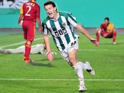 Артем Федецкий провел автограф-сессию после возвращения в Карпаты