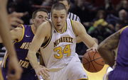 Химик подписал американского форварда из NCAA