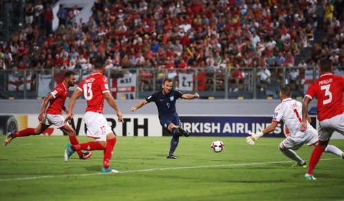 Группа F. Англия обыграла Мальту, Шотландия – Литву