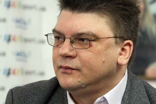 Жданов поручил разобраться с туалетами на НСК Олимпийский