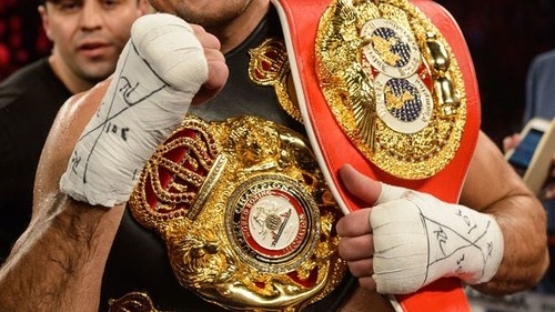 WBA отдала титул чемпиона мира россиянину Биволу
