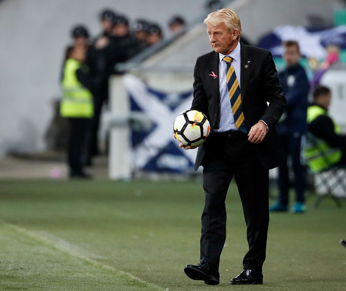 Главный тренер сборной Шотландии подал в отставку