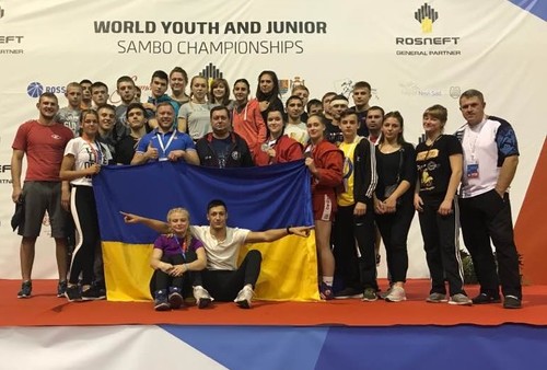Украинские самбисты завоевали в Сербии 13 медалей