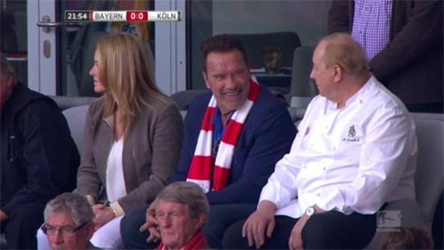 Арнольд Шварценеггер посетил матч Баварии