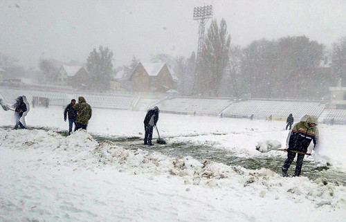 В Первой и Второй лиге отменяют матчи из-за снегопада