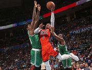 НБА. Финикс Лэня проиграл Нью-Орлеану в овертайме