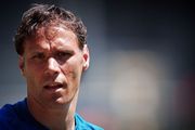 ФИФА считает, что с арбитром должен общаться только капитан команды