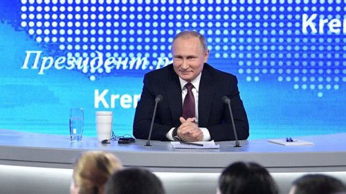 ПУТИН: «Информатор ВАДА таскал допинг в Россию»