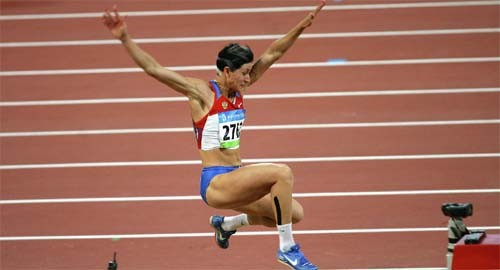 Российскую легкоатлетку лишили двух медалей ОИ-2008 из-за допинга