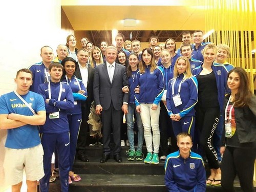 Бубка посетил расположение украинских легкоатлетов перед стартом ЧЕ