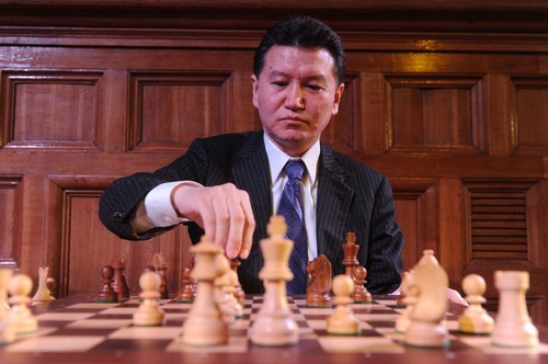 Илюмжинов опроверг информацию о своей отставке с поста президента FIDE