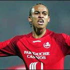 Лион наращивает преимущество