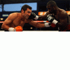 Оскар Де Ла Хойя перебоксировал Форбса