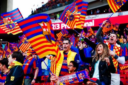 Фанаты Барселоны в присутствии короля освистали испанский гимн