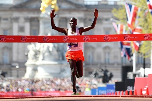 Кенийцы выиграли Лондонский марафон