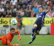 ФОТО ДНЯ. Коноплянка смотрел матч Ливерпуль — Рома вместе с Ворониным