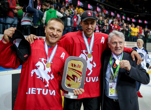 ФОТО ДНЯ. 45-летний Каспарайтис выиграл чемпионство для Литвы