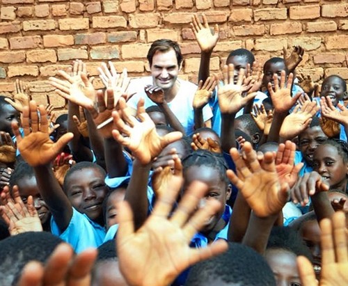 ФЕДЕРЕР: «Надеюсь через 10 лет дети Замбии получат образование»
