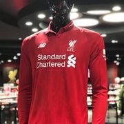 Ливерпуль представил новую домашнюю форму