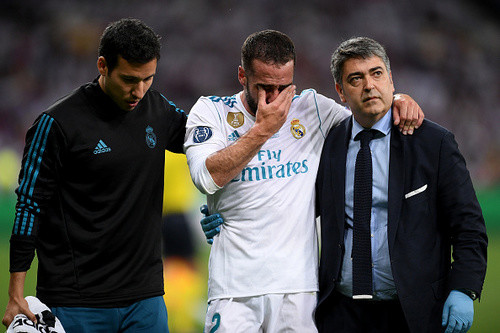 Защитник Реала Карвахаль в слезах покинул поле в финале Лиги чемпионов