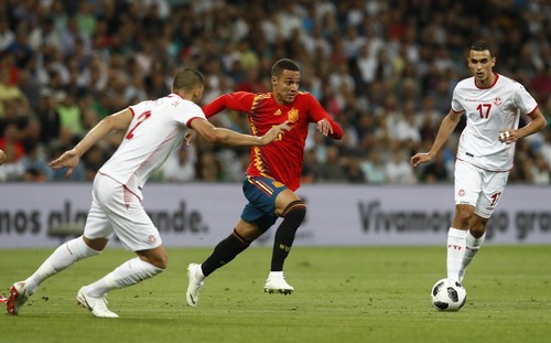 Испания минимально обыграла сборную Туниса