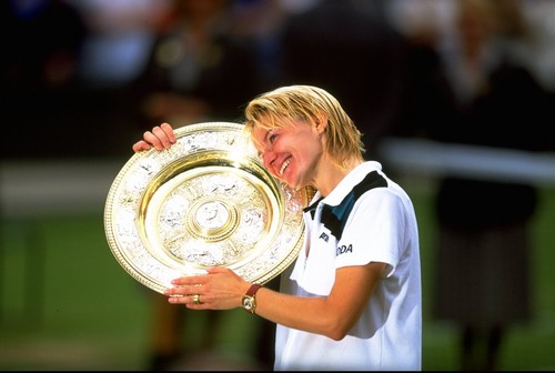 Знаменитая чешская теннисистка Яна Новотна умерла в возрасте 49 лет