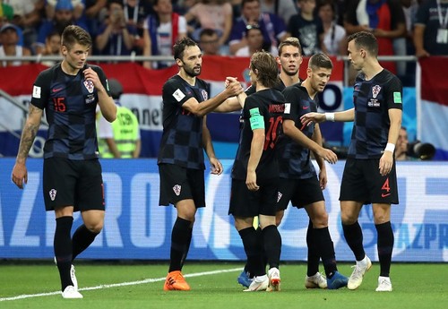 Исландия – Хорватия – 0:1. Гол Баделя