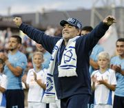 Диего МАРАДОНА: «Хочу стать великим президентом Динамо-Брест»