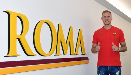Рома подписывает 13-го новичка. Им стал вратарь на замену Алиссону