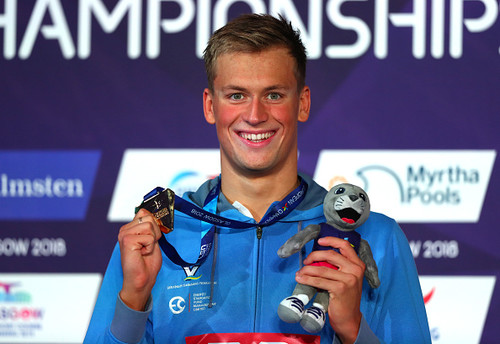 Романчук стал чемпионом Европы на дистанции 400 м вольным стилем