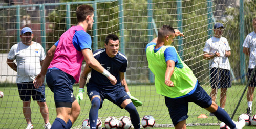Мариуполь прибыл в Одессу на матч Лиги Европы