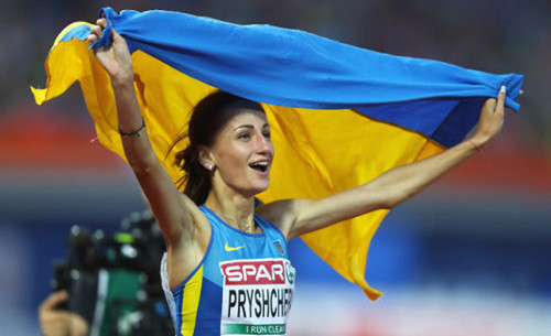 Наталья Прищепа выиграла золото в беге на 800 метров