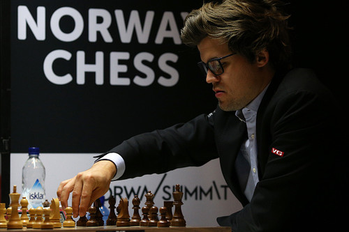 Матч за мировую шахматную корону пройдет в Лондоне