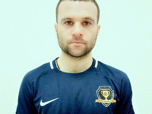 ОФІЦІЙНО: Артур Карноза став гравцем Дніпра-1